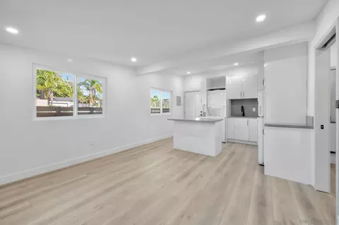 Kitchen - 1641 Greenfield Dr, El Cajon, CA 92021 photo 6 of 8