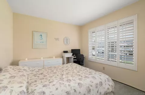 Bedroom - 13009 Tuscarora Dr, Poway, CA 92064 photo 6 of 6