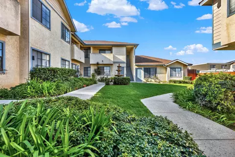 553-555 Flower St, Chula Vista, CA 91910