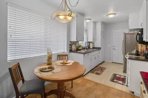 Kitchen - 2121 E Grand Ave #R70, Escondido, CA 92027 photo 4 of 4