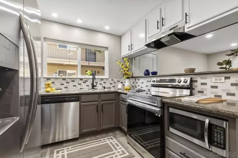 Kitchen - 12805 Mapleview St #11, Lakeside, CA 92040 photo 2 of 2
