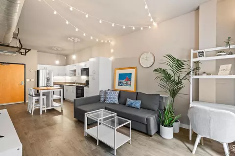 777 6th Ave #216, San Diego, CA 92101