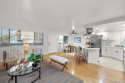 Living - 155 Rosebay Dr #10, Encinitas, CA 92024 photo 2 of 5