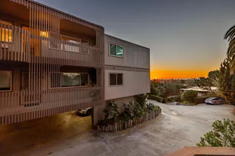 155 Rosebay Dr #10, Encinitas, CA 92024