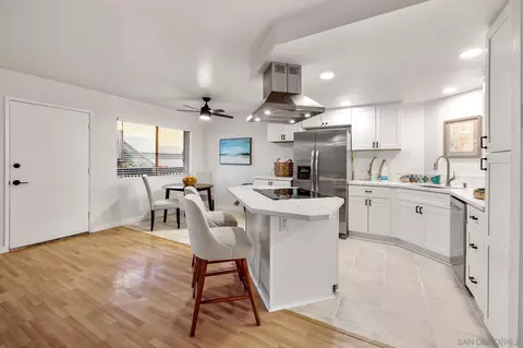 Kitchen - 155 Rosebay Dr #10, Encinitas, CA 92024 photo 3 of 6