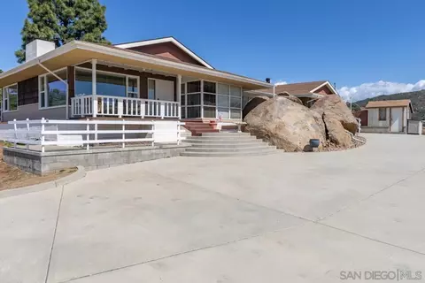 10407 Hawley Rd, El Cajon, CA 92021