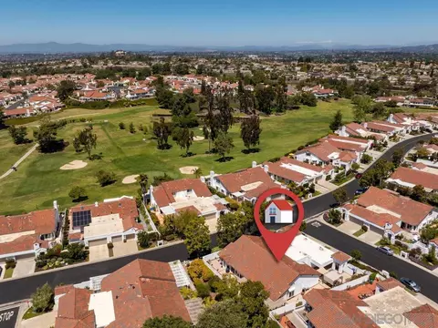 View/Area - 4909 Icaria Way, Oceanside, CA 92056 photo 3 of 9