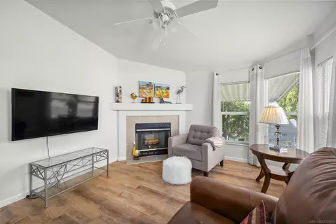 Living - 13300 Los Coches Rd E #13, El Cajon, CA 92021 photo 4 of 5