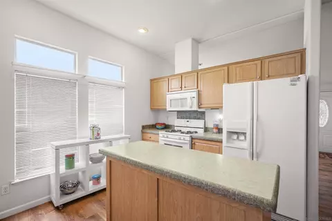 Kitchen - 13300 Los Coches Rd E #13, El Cajon, CA 92021 photo 4 of 8