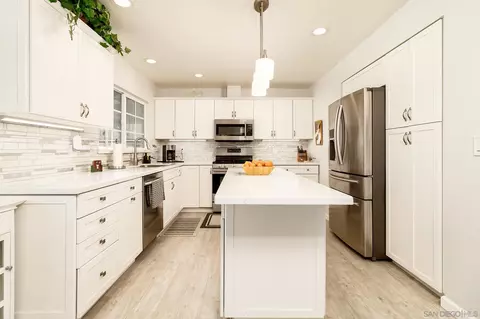 Kitchen - 9780 Highdale Rd, Santee, CA 92071 photo 2 of 2