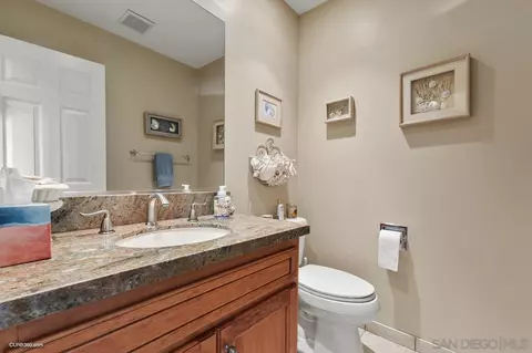 Bath - 3835 Exception Pl, Escondido, CA 92025 photo 4 of 4