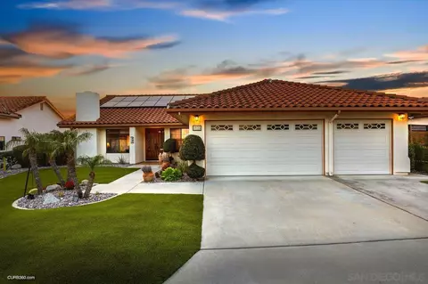 Exterior - 3835 Exception Pl, Escondido, CA 92025 photo 2 of 16