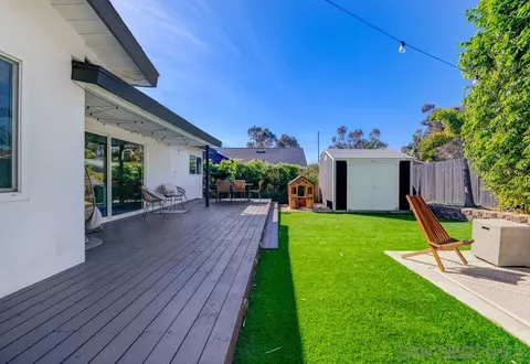 Exterior - 1514 Valencia St, Oceanside, CA 92054 photo 6 of 9