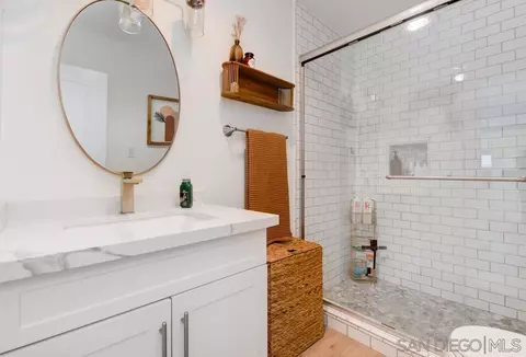 Bath - 1514 Valencia St, Oceanside, CA 92054 photo 3 of 3