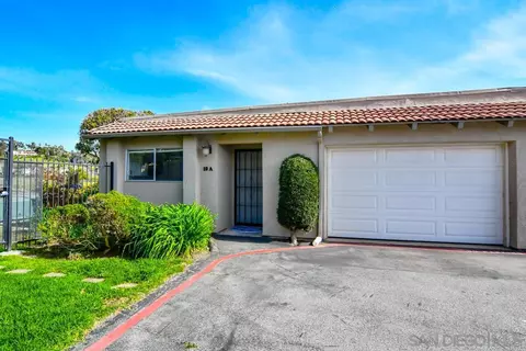 31908 Del Cielo Este #10A, Bonsall, CA 92003 photo 2