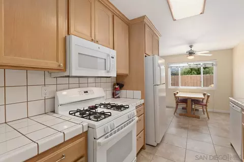 Kitchen - 8611 Avenida Marco, El Cajon, CA 92021 photo 3 of 4