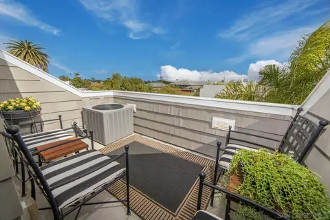 717 G Ave, Coronado, CA 92118 photo 25