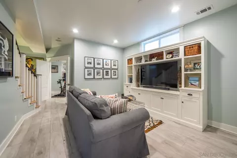 717 G Ave, Coronado, CA 92118 photo 28