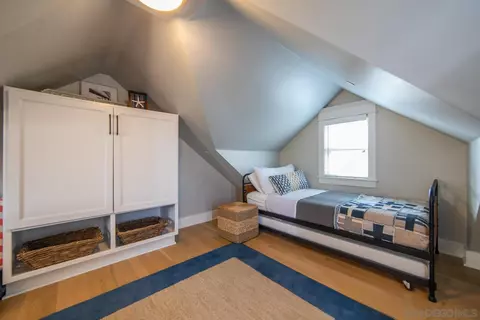 717 G Ave, Coronado, CA 92118 photo 23