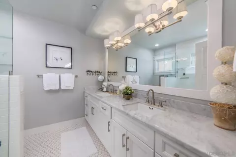 717 G Ave, Coronado, CA 92118 photo 19
