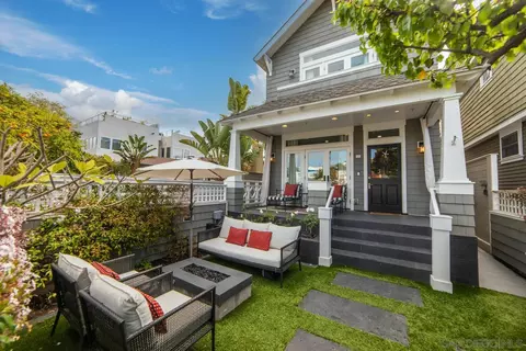 717 G Ave, Coronado, CA 92118 photo 2