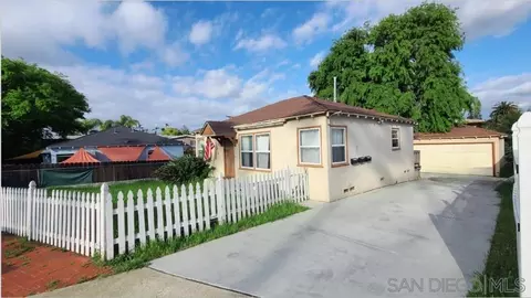 4525 Spring St, La Mesa, CA 91941