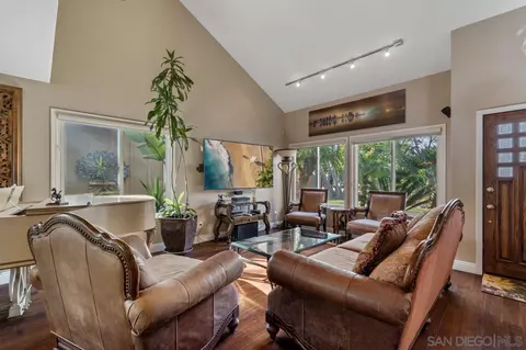 Living - 1815 Hawk View Dr, Encinitas, CA 92024 photo 5 of 5