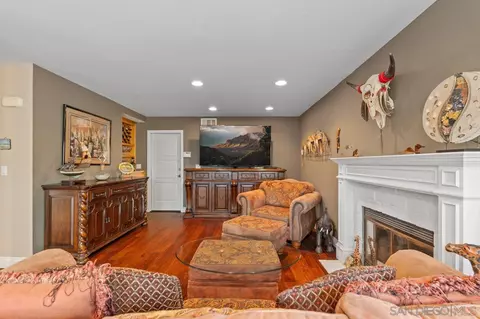 Living - 1815 Hawk View Dr, Encinitas, CA 92024 photo 4 of 5