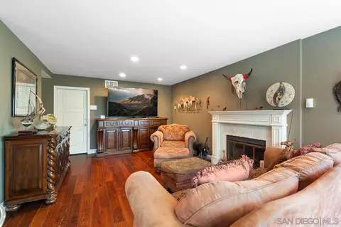 Living - 1815 Hawk View Dr, Encinitas, CA 92024 photo 3 of 5