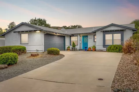 14050 Halper Rd, Poway, CA 92064