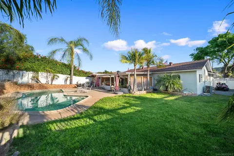 13104 Julian Ave, Lakeside, CA 92040