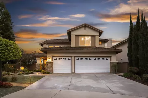 7387 Mannix Ct, San Diego, CA 92129