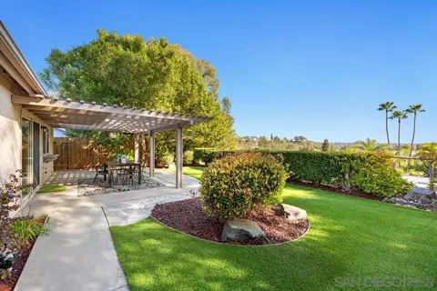 Exterior - 1441 Peachwood Dr, Encinitas, CA 92024 photo 10 of 14