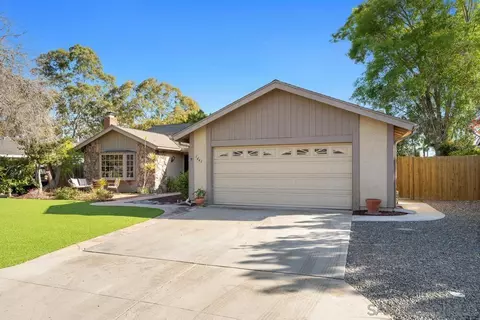 Exterior - 1441 Peachwood Dr, Encinitas, CA 92024 photo 4 of 14