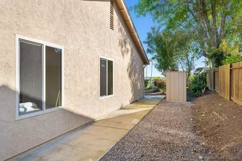 Exterior - 1441 Peachwood Dr, Encinitas, CA 92024 photo 12 of 14