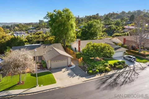 View/Area - 1441 Peachwood Dr, Encinitas, CA 92024 photo 4 of 13