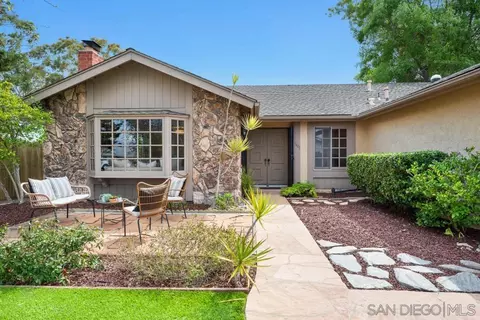 Exterior - 1441 Peachwood Dr, Encinitas, CA 92024 photo 8 of 14