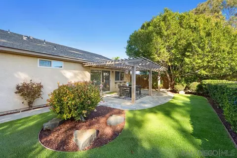 Exterior - 1441 Peachwood Dr, Encinitas, CA 92024 photo 11 of 14