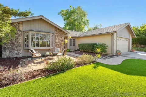 Exterior - 1441 Peachwood Dr, Encinitas, CA 92024 photo 3 of 14