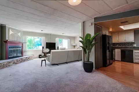 2130 Sunset Dr #3, Vista, CA 92083