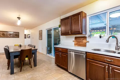 10116 Toledo Rd, Spring Valley, CA 91977 photo 16