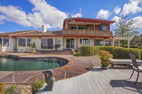 Exterior - 8010 Eastridge Dr, La Mesa, CA 91941 photo 11 of 24