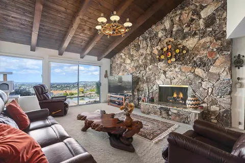 Living - 8010 Eastridge Dr, La Mesa, CA 91941 photo 6 of 10