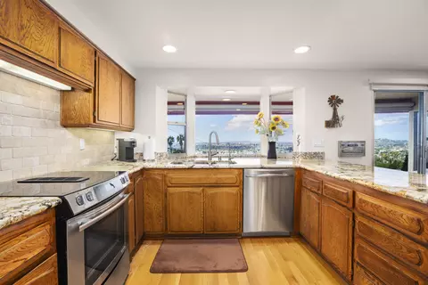Kitchen - 8010 Eastridge Dr, La Mesa, CA 91941 photo 3 of 4