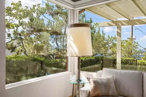 Living - 8010 Eastridge Dr, La Mesa, CA 91941 photo 3 of 10