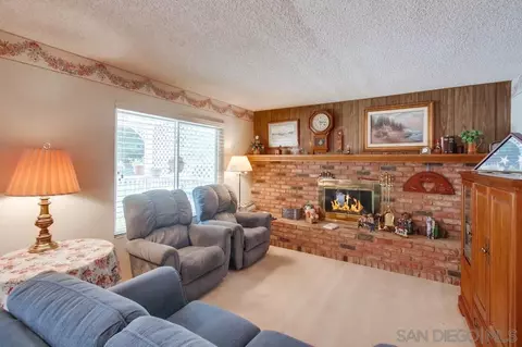 Living - 1517 Bathurst Pl, El Cajon, CA 92020 photo 2 of 2