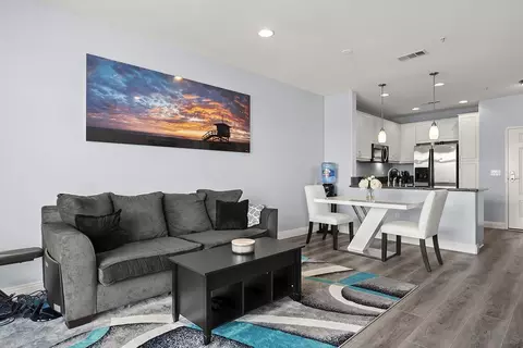 3887 Pell Pl #422, San Diego, CA 92130