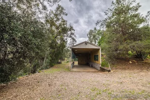 Exterior - 12443 Lemon Crest Dr, Lakeside, CA 92040 photo 14 of 17