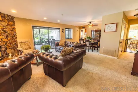 Living - 12443 Lemon Crest Dr, Lakeside, CA 92040 photo 1 of 4