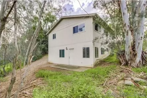 Exterior - 12443 Lemon Crest Dr, Lakeside, CA 92040 photo 13 of 17
